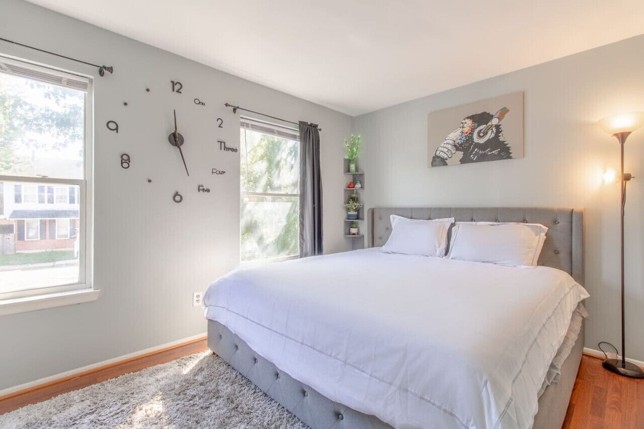 3 bedrooms, iron/ironing board, travel crib, free WiFi