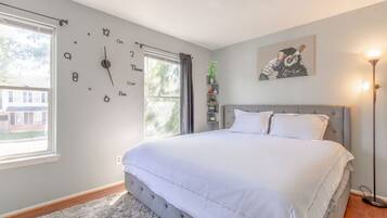 3 bedrooms, iron/ironing board, travel crib, free WiFi