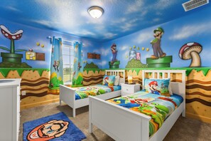 4 chambres, fer et planche à repasser, Wi-Fi, draps fournis