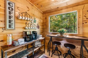 Interior - Views, Hot Tub & Pet Friendly (Sevierville)