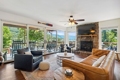 Tennessee Riverfront Cottage, HOT TUB on 3 Acres