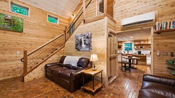 Smart TV, books, stereo