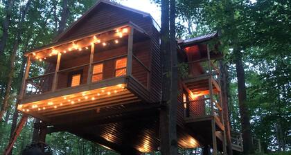 Ohiopyle Luxury Treehouse
