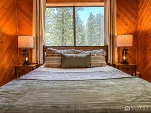 3 soveværelser, skrivebord, strygejern/strygebræt, weekendseng