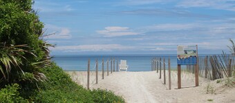 Sweet Sandcastle Vacations: A Luxury Beach Getaway!