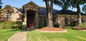 Exterior - Backyard haven, modern house in upscale subdivision (North Richland Hills)