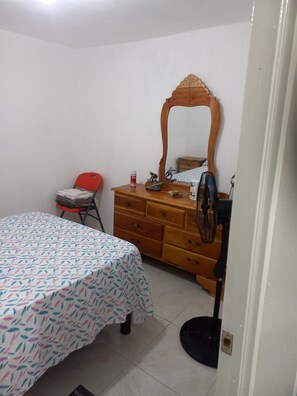 1 bedroom, in-room safe, iron/ironing board, free WiFi