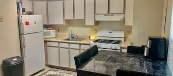 Comfortable Two Bedroom Townhome!