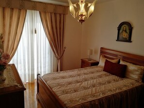 2 Schlafzimmer, Bügeleisen/Bügelbrett, WLAN, Bettwäsche