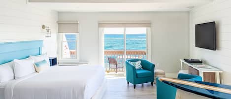 Desk, laptop workspace, blackout drapes, free WiFi