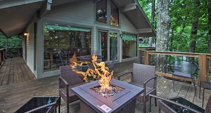 Cozy 'Hillside Hideaway' in Wintergreen Resort!