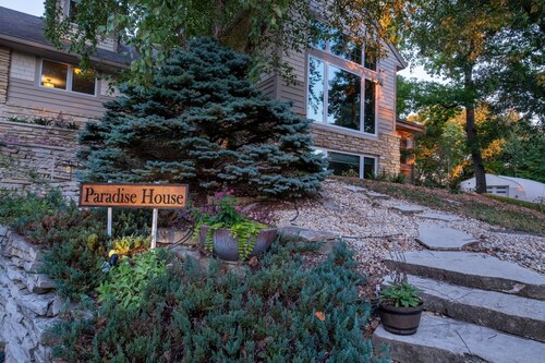 Private estate with tennis court and more