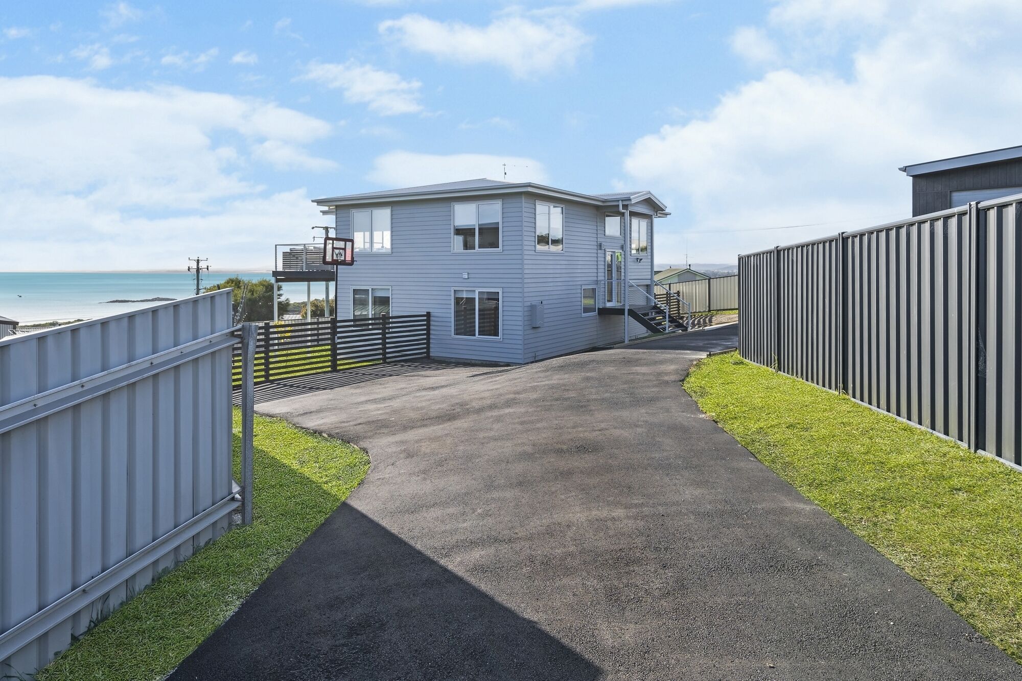 Vista Del Porto  -   Ocean bay views  Entire house  Sleeps 12  — image 27