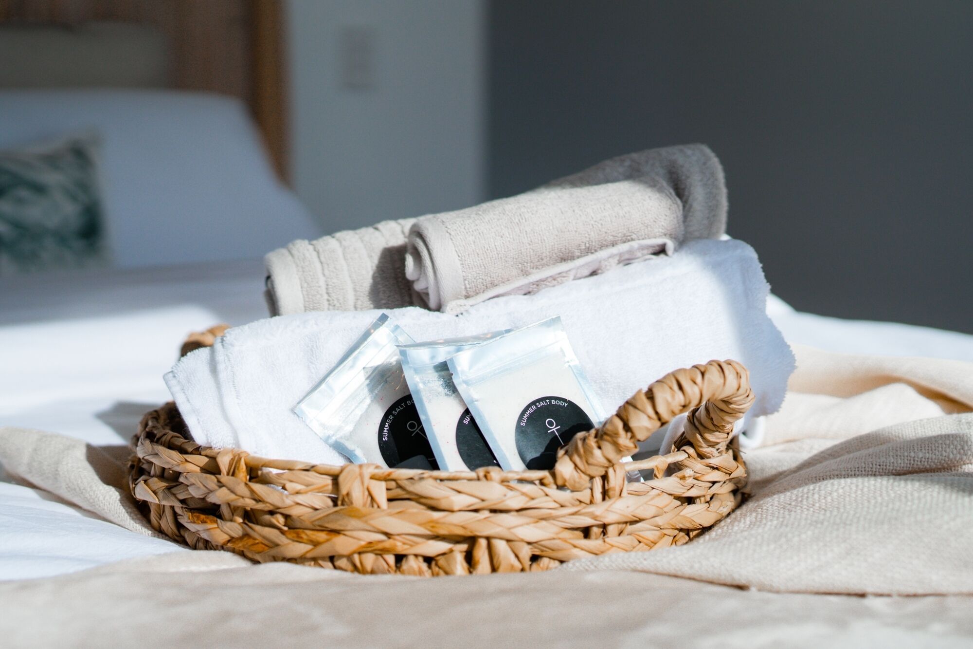 Vista Del Porto  -   Ocean bay views  Entire house  Sleeps 12  — image 26