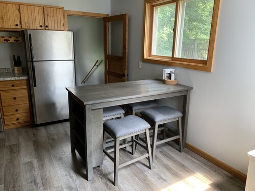 Spacious house in the heart of Marquette.