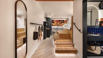 Studio (Catbird) | Premium bedding, down duvets, pillow-top beds, in-room safe