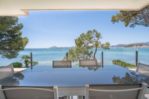 Outdoor dining - Apartment Isabela 3 habitaciones with Sea View, A/C, Wi-Fi & Terrace (Puerto de Pollensa)