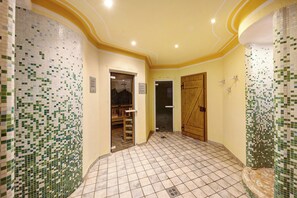 Spa - Apartment "Residence Montebel Bilocale" with Mountain View, Garden & Terrace (Tesero)