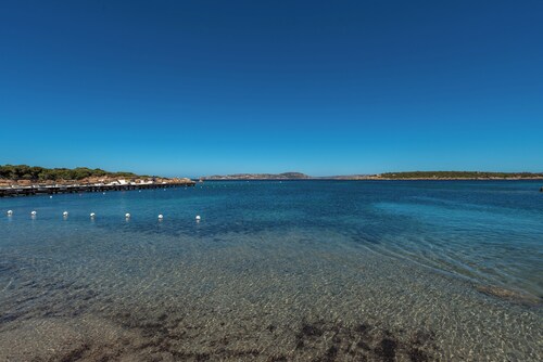 Pet-Friendly Villa Baticle with Wi-Fi, Garden & Terrace