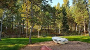 Property grounds - Stuga Ragnhild by the Lake Nerbjärken With Rowboat (Vena)