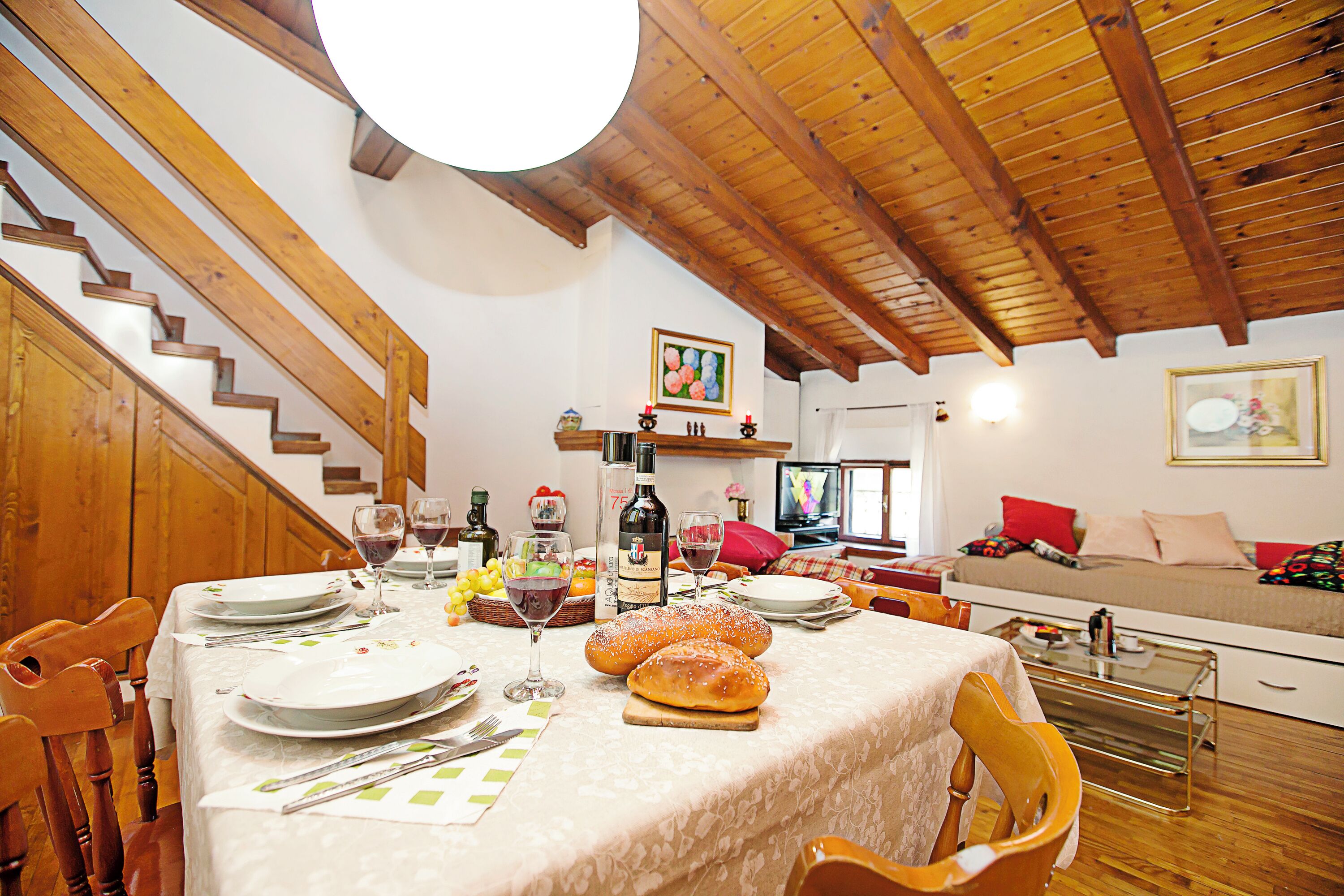 Family Apartment, 2 Bedrooms, Microwave, Beachside (Residenza Rocca del Lago 2) | Dining
