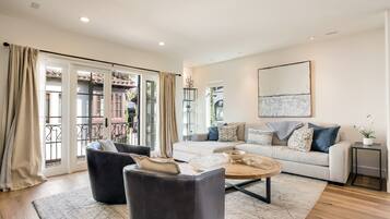 Smart TV, fireplace, books