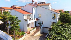 Exterior - Apartment 343/39253 (Istria - Poreč), 750m from the beach (Poreč)