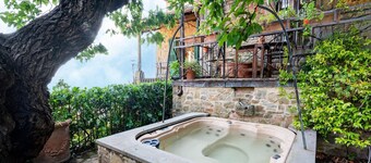 Lake View Villa with Spa