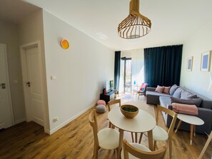 舒適公寓 (4) | 起居區