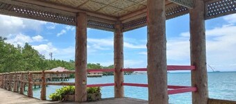 Reddoorz Plus @ Costa Roca Balamban