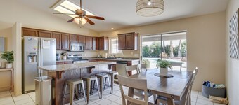 Havasu Paradise w/ Private Pool, Hot Tub & Casita!