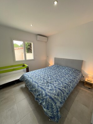3 Schlafzimmer, Bügeleisen/Bügelbrett, kostenloses WLAN