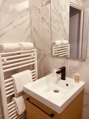 Double Room, Ensuite | Meeting facility - Hôtel Le Britannic (Saint-Malo)