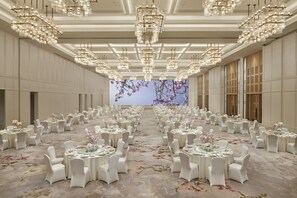 Banquet hall - Shangri-La Qiantan, Shanghai (Shanghai)