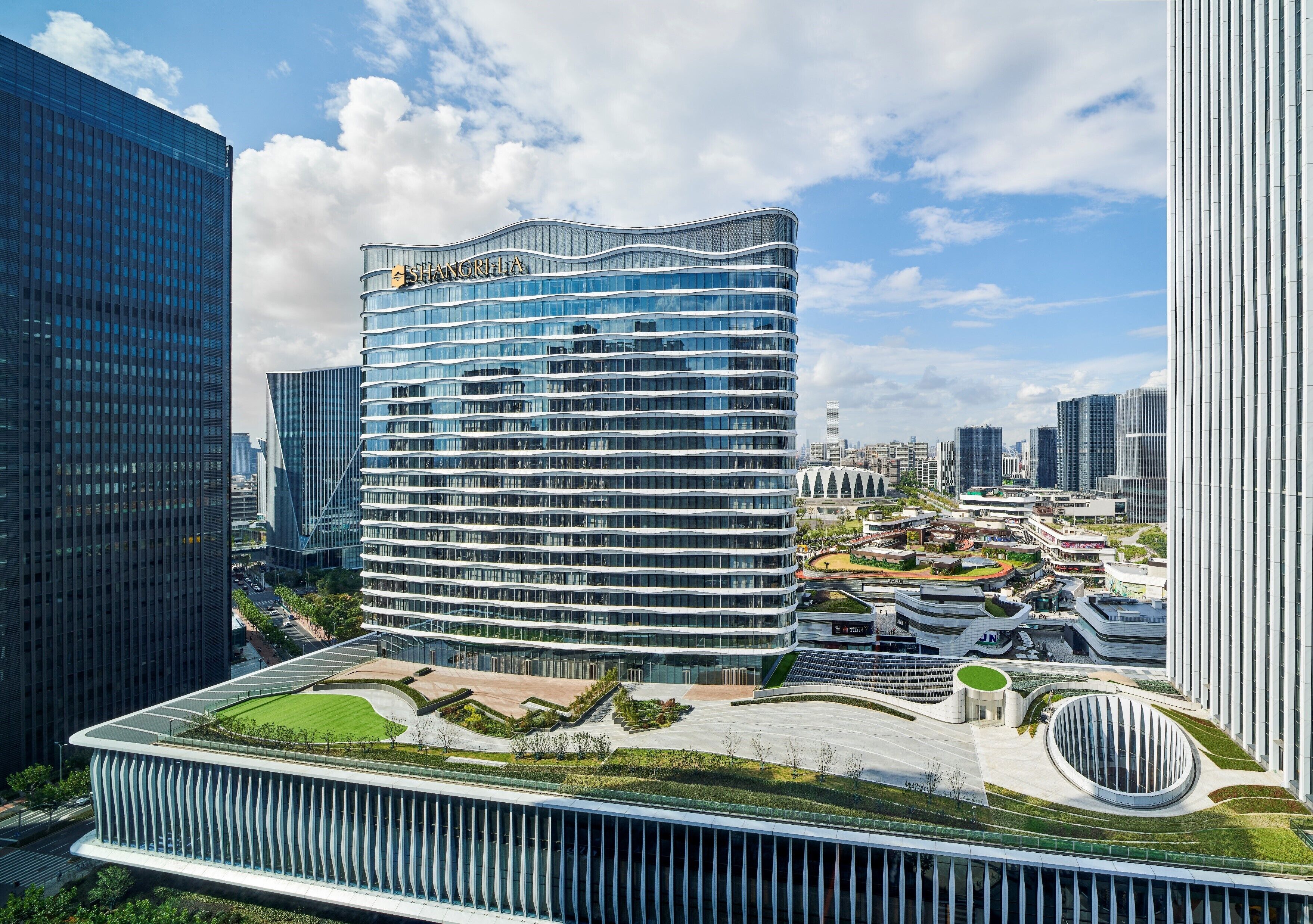 숙박 시설 정면