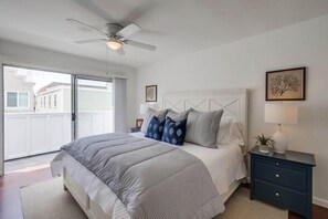 2 chambres, fer et planche à repasser, Wi-Fi gratuit, draps fournis