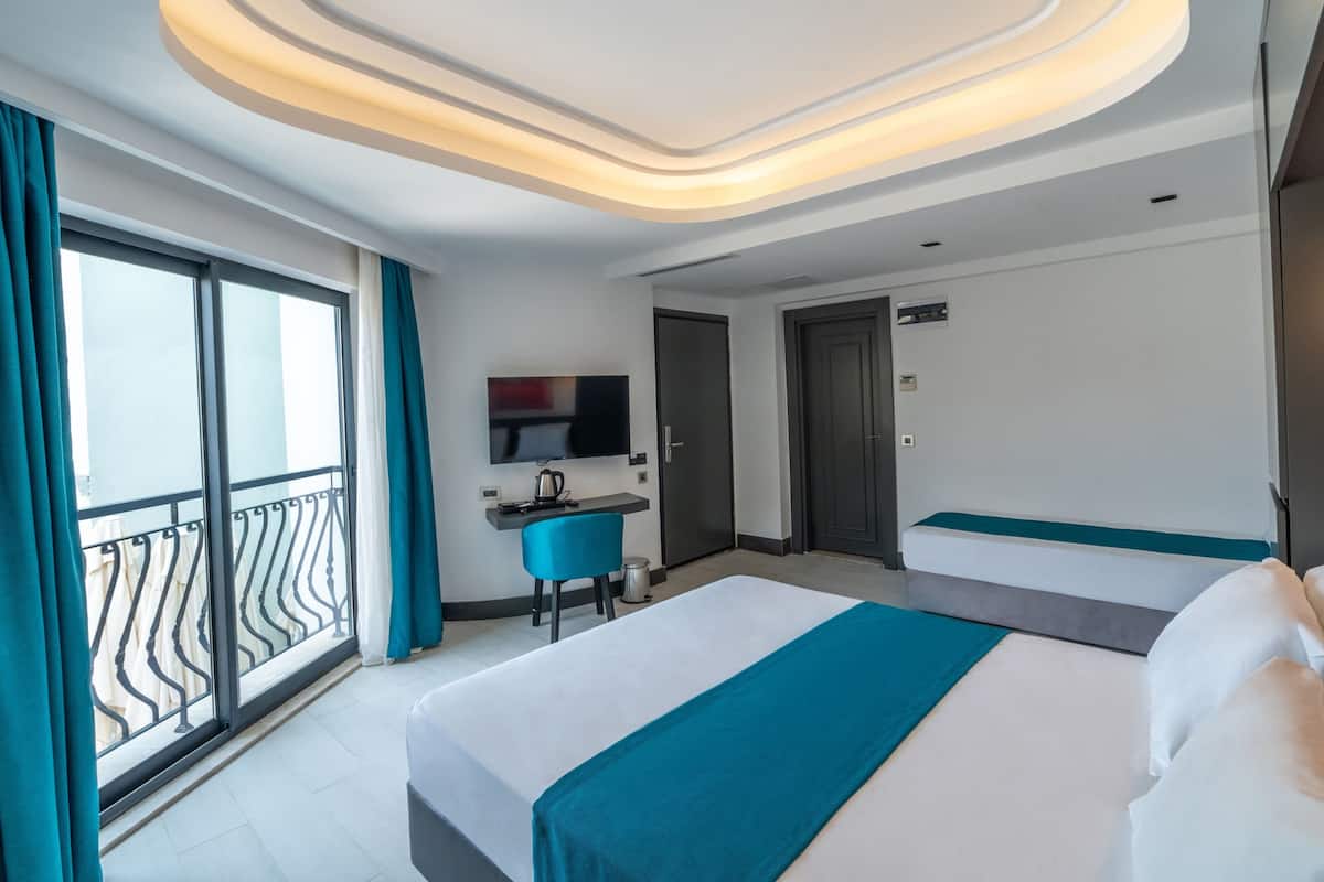 Family Room, Partial Sea View | View from room