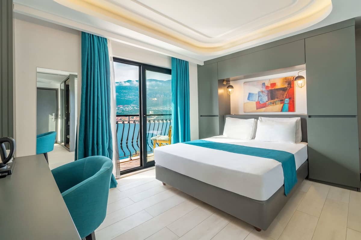 Deluxe Room, Balcony, Sea View