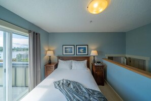 2 slaapkamers, een strijkplank/strijkijzer, gratis wifi, beddengoed
