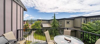 2 Bedroom Sooke Townhome