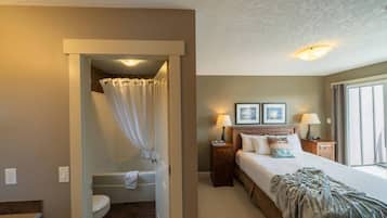 2 Schlafzimmer, BĂŒgeleisen/BĂŒgelbrett, kostenloses WLAN, BettwĂ€sche