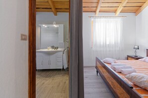 2 Schlafzimmer, Bügeleisen/Bügelbrett, kostenloses WLAN, Bettwäsche