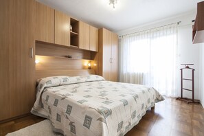 2 Schlafzimmer, Bügeleisen/Bügelbrett, kostenloses WLAN, Bettwäsche