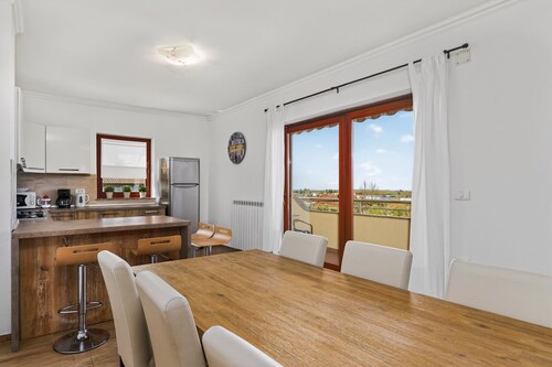 Apartments Belvedere-Three Bedroom Apartment with Balcony