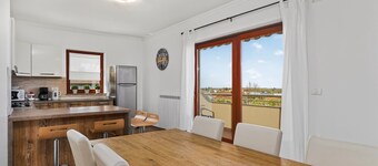 Apartments Belvedere-Three Bedroom Apartment with Balcony