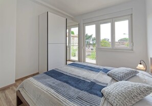 2 間睡房、熨斗/熨衫板、Wi-Fi、床單