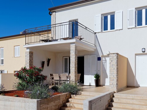  Ferienhaus Piccolo Paradiso - 6 Personen, 3 Schlafzimmer, 2 Badezimmer, Jacuzzi