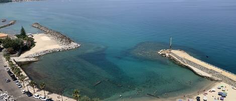 Beach nearby, sun-loungers