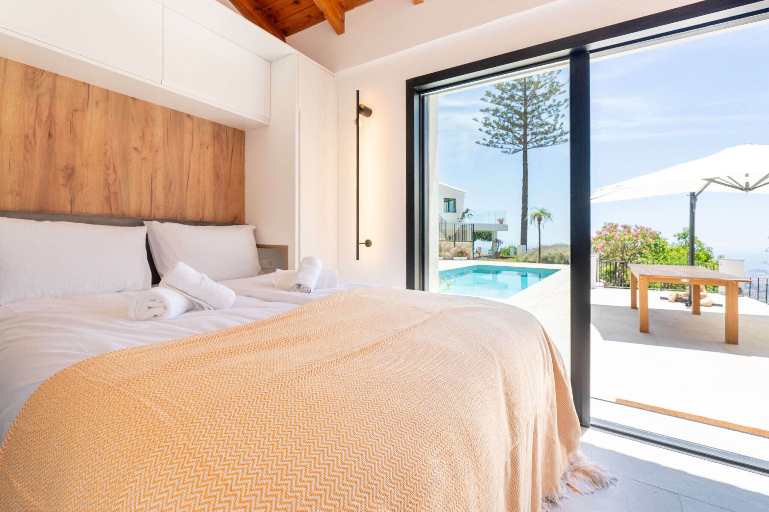 5 bedrooms, in-room safe, iron/ironing board, free WiFi