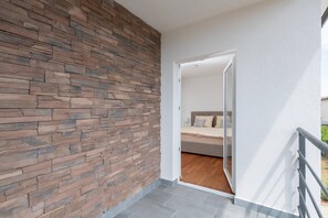 4 Schlafzimmer, Zimmersafe, Bügeleisen/Bügelbrett, Reisekinderbett